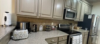 Charming 3BR/2BA Gem Just South of Tuscaloosa!