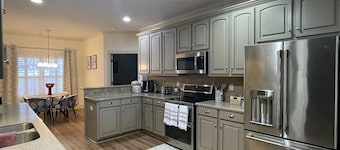 Charming 3BR/2BA Gem Just South of Tuscaloosa!