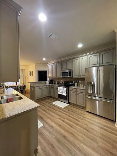 Charming 3BR/2BA Gem Just South of Tuscaloosa!