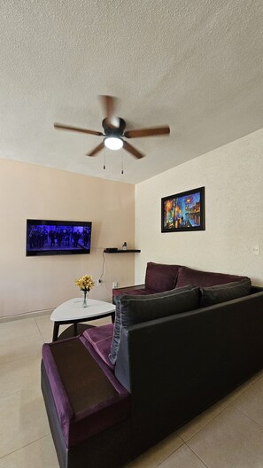 TV - Comfortable family home in Puerto Morelos | WiFi (Puerto Morelos)