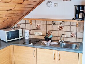 Fridge, cookware/dishes/utensils - Katschberg 21 by Interhome (Sankt Michael im Lungau)