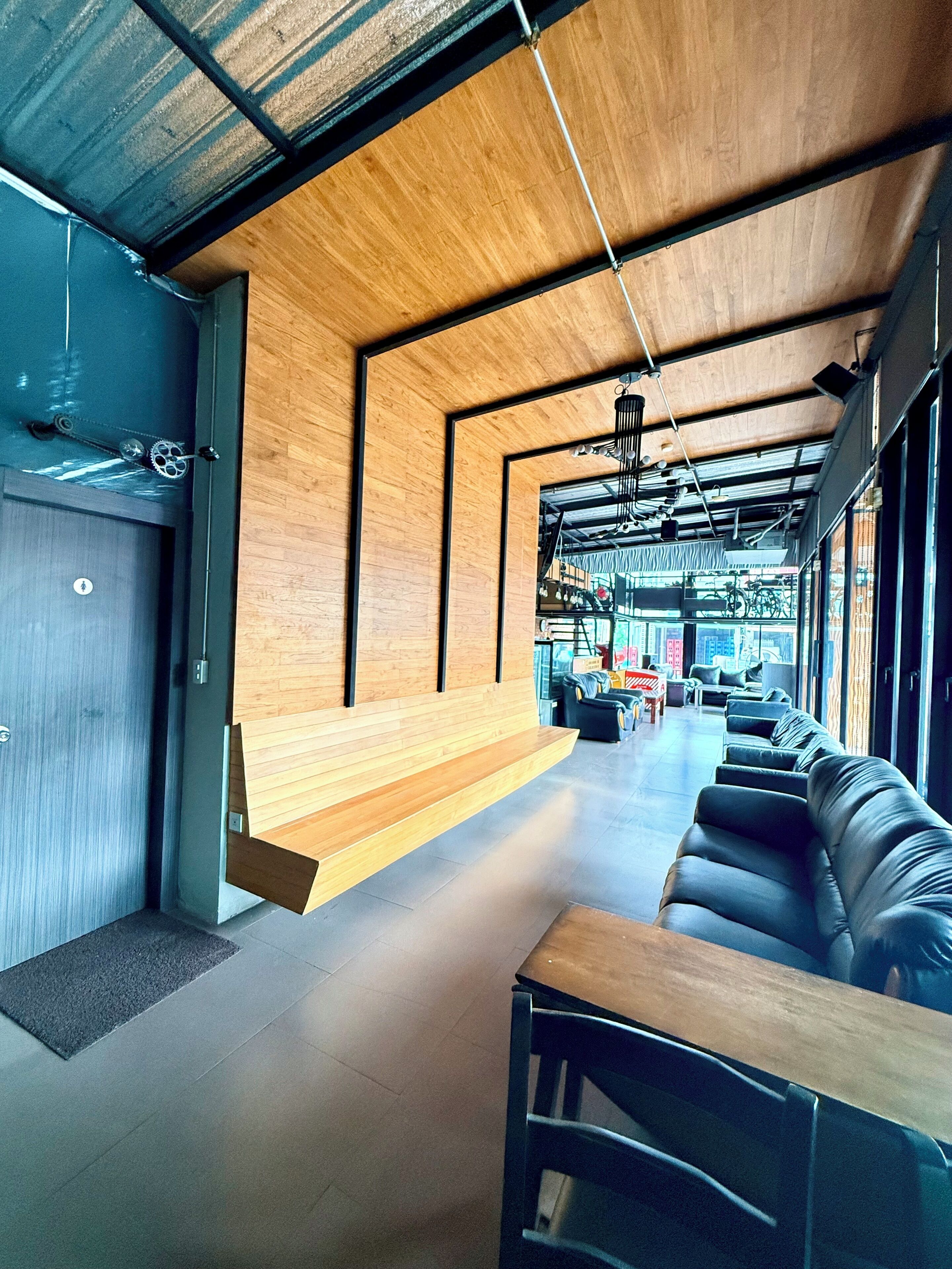 Rom – basic, balkong