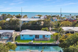 Luokittelematon kuva, 5 kautta 49, painike