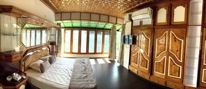 Deluxe Room, Air conditioning, Garden View | Desk, laptop workspace, rollaway beds, free WiFi - Red Wood Nishat Dal Lake (Srinagar)