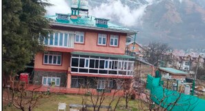 Exterior - Red Wood Nishat Dal Lake (Srinagar)