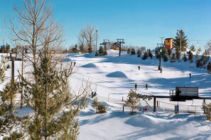 Unclassified image, 2 of 58, button