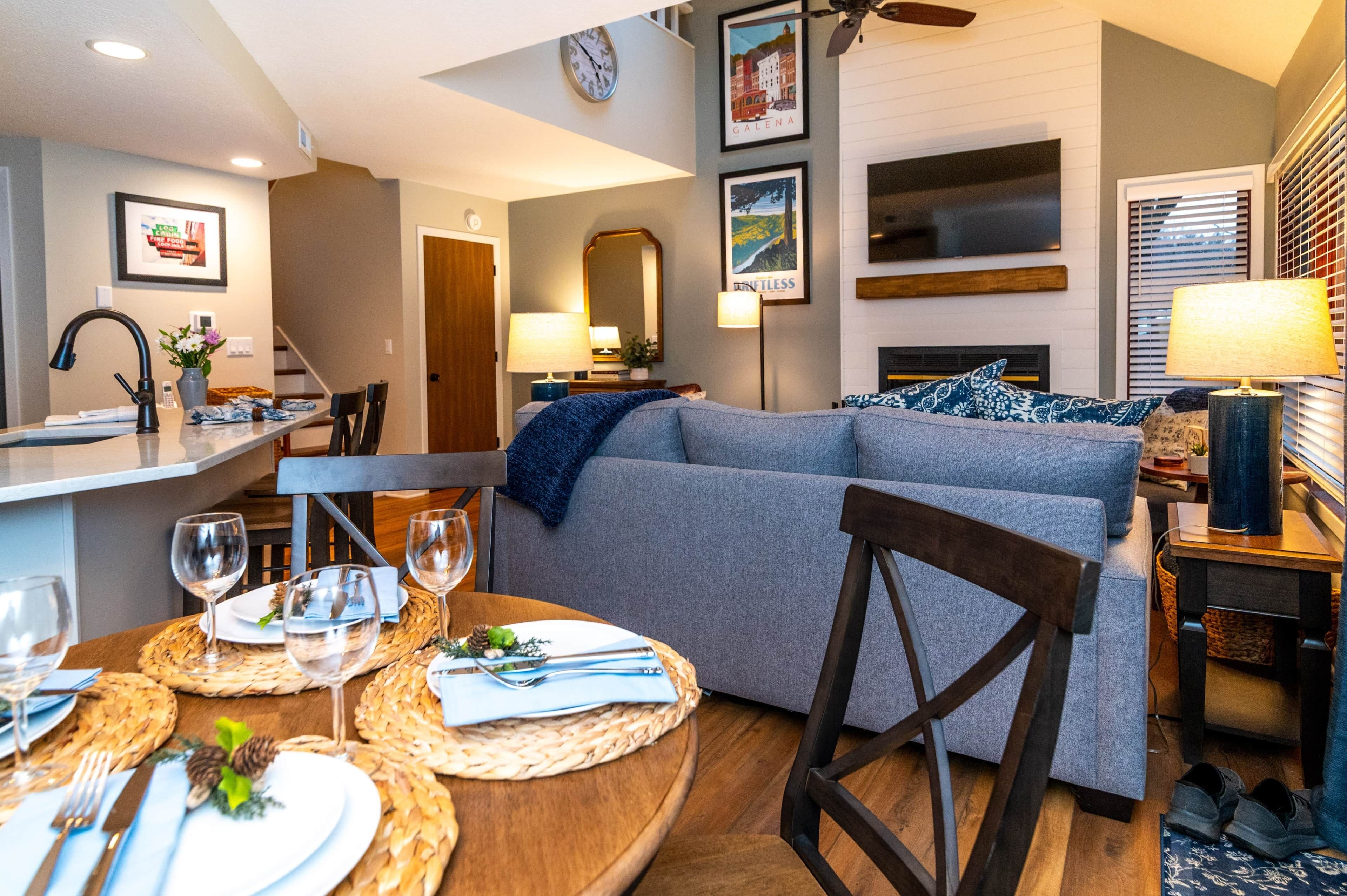 TV connectée, cheminée, baby-foot, table de tennis de table