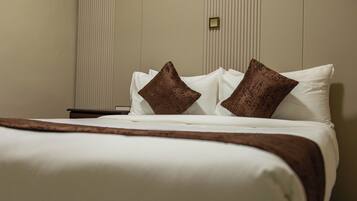 Phòng đôi Tiêu chuẩn | Bàn, khu vực làm việc phù hợp cho laptop