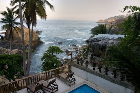 Terraza o patio. Cocos camp