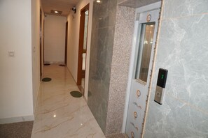 Unclassified image, 4 of 27, button - Hotel JR Palace (Sikar)