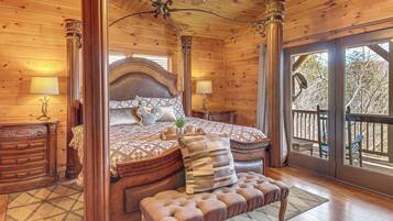 3 bedrooms, iron/ironing board, internet, bed sheets