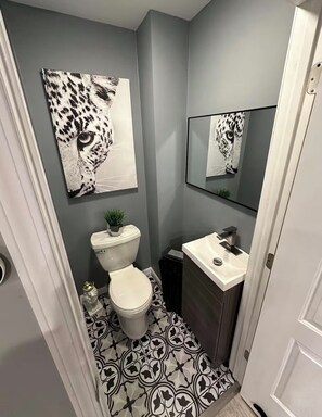 Luokittelematon kuva, 5 kautta 11, painike