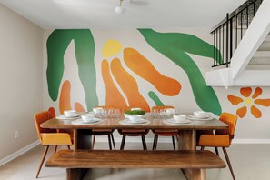 Dining - New! Desert Flower~4 BR, Walk to Old Town, Stadium (Scottsdale)