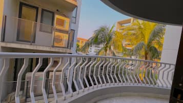 Quang cảnh nhìn từ nơi lưu trú