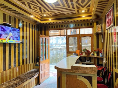 Reception. Hotel Royal Inn B&B Shimla