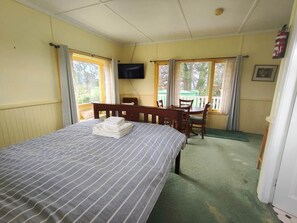 1 Schlafzimmer, WLAN, BettwÀsche