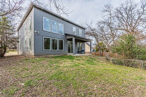 Exterior - NEW LOVELY MODERN RETREAT,NATURE VIEWS (DeSoto)