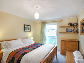 3 chambres, accès au Wi-Fi (inclus)