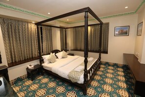 รูปภาพที่ไม่ได้จัดประเภท, 3 จาก 6, ปุ่ม