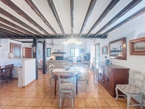 Dining - La Maisonnette by Interhome (Le Val)