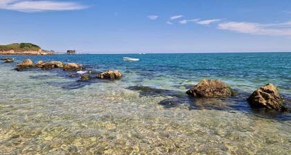 ANCIENT MANSION BY THE SEA APP. "LE ROSE" Cozy House on the Trabocchi Coast.