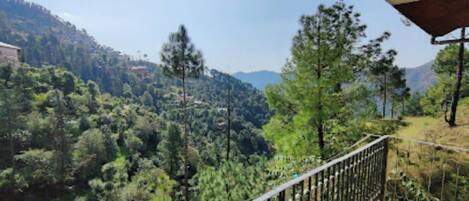 Vue depuis lâhĂ©bergement