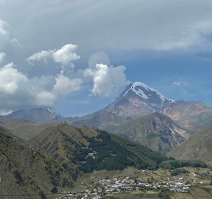 Miscellaneous - HOTEL IVERIA (Stepantsminda)