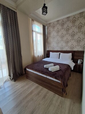 Room - HOTEL IVERIA (Stepantsminda)