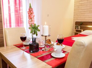 Studio (Comfort Studio Apartment with Sea Vie) | 6 bedrooms - Villa Goldfield (Gradac)