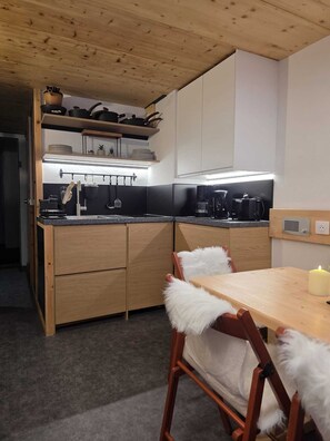 Private kitchen - Arcs 1800 : Appartement 5/6 pers situation idéale (Bourg-Saint-Maurice)