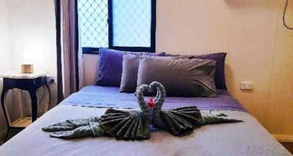 15 ON DUNDEE- Including pool & WiFi