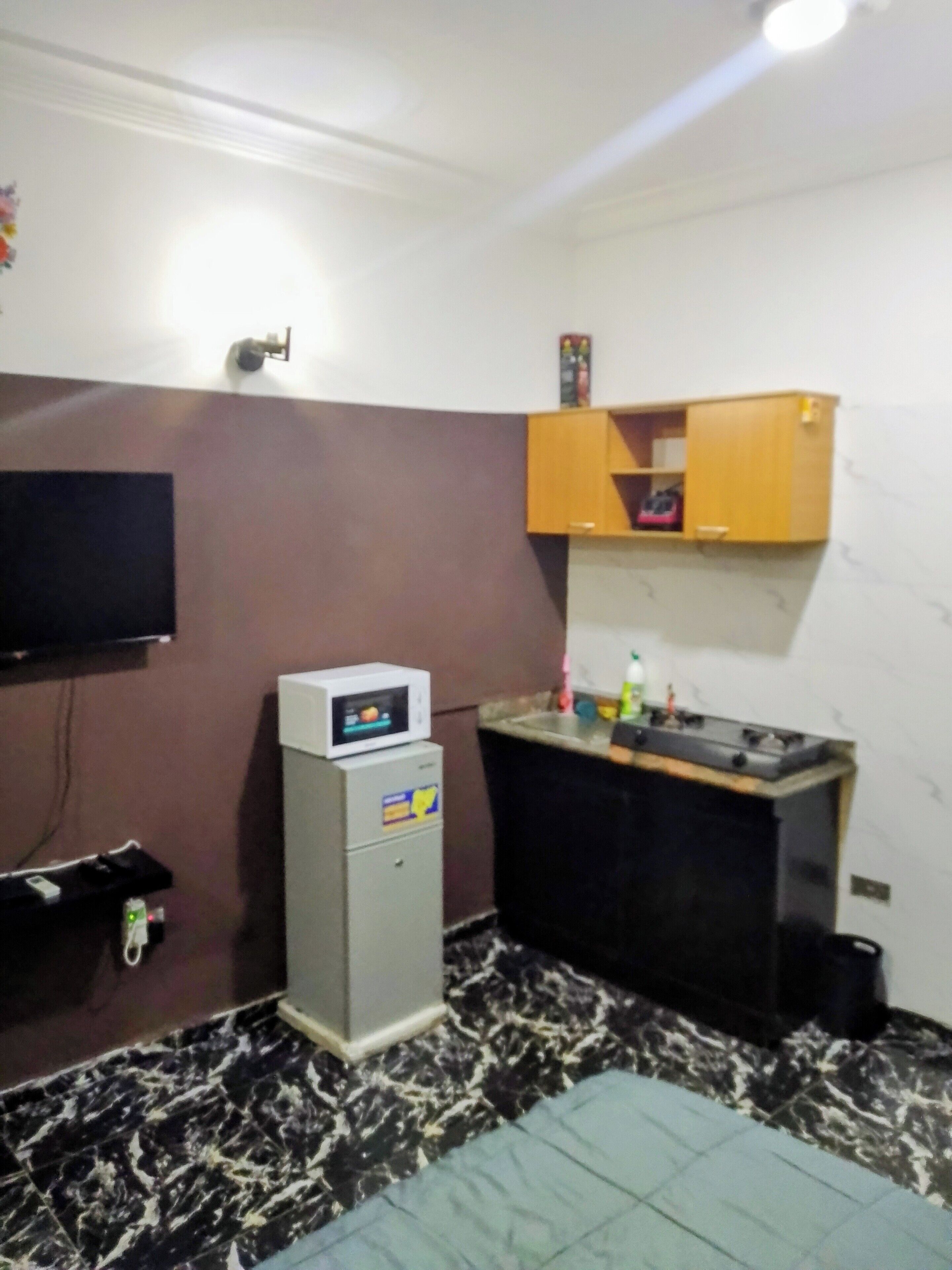 Comfort Room, Courtyard View | Interior