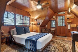 4 Schlafzimmer, Bügeleisen/Bügelbrett, kostenloses WLAN, Bettwäsche