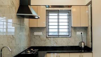 Deluxe Room | Private kitchen