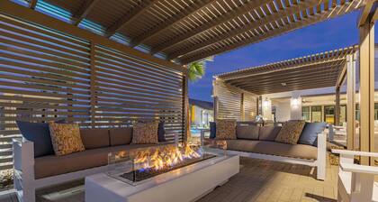 Designer Desert Escape | Resort Pool + Firepit + Hot Tub + Coworking + Gym