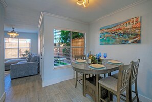 Unclassified image, 4 of 30, button - Coastal Condo + Communal Pool + Near Oso Bay & Padre Beaches | Seaside Haven (Corpus Christi)