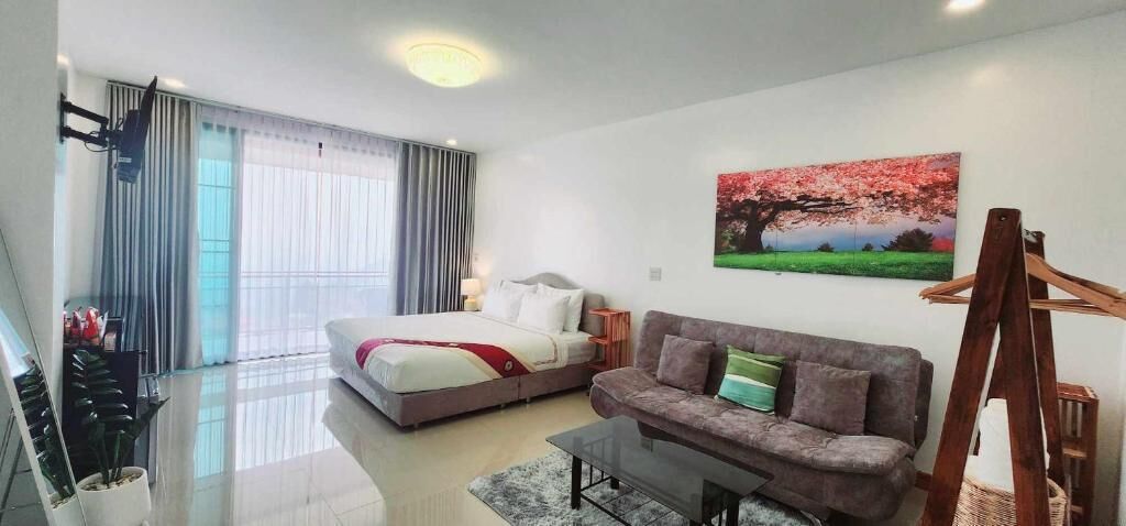 Dubbelrum - balkong - utsikt mot bergen