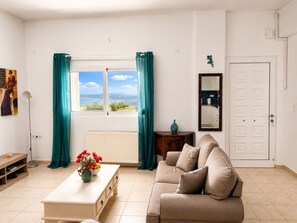 TV - Sea to Summit Terrace 2BD 1BA 7mn to Georgioupoli (Exopoli)