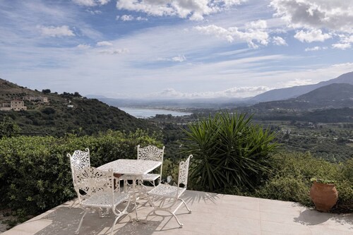 Sea to Summit Terrace 2BD 1BA 7mn to Georgioupoli