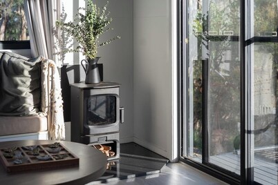 SummerHill tiny home romantic escape