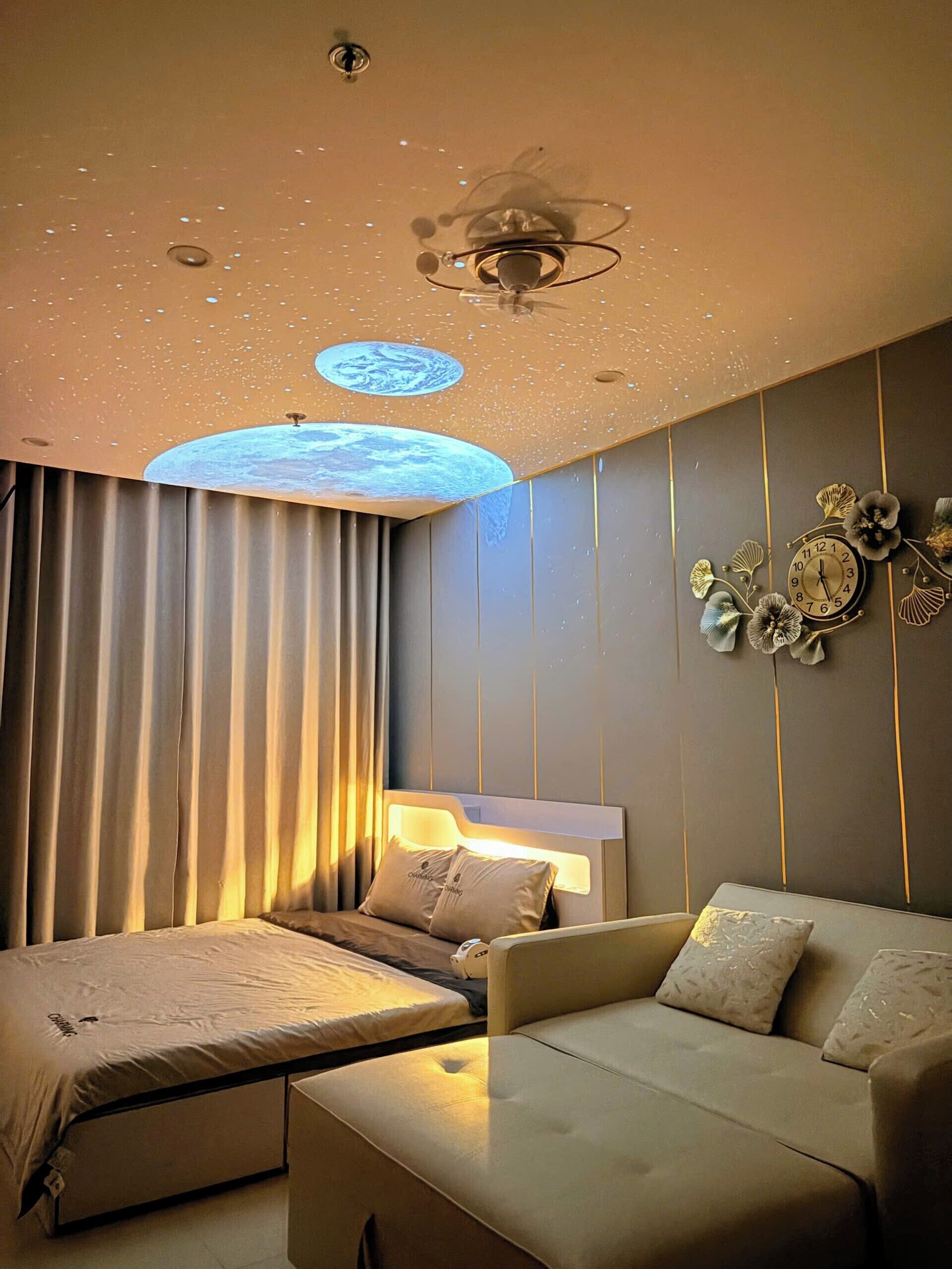 2 bedrooms, iron/ironing board, WiFi