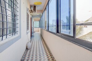 Lobby - Fabhotel Dream Sky (Pune)