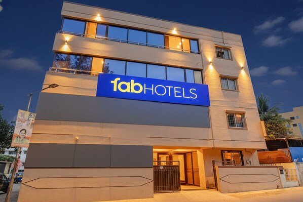 Front of property - Fabhotel Dream Sky (Pune)