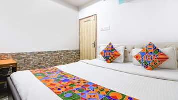 Habitación Deluxe | Sábanas de algodón egipcio, ropa de cama de alta calidad y wifi gratis