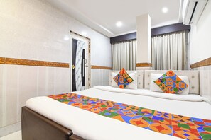 Egyptian cotton sheets, premium bedding, free WiFi, bed sheets - Fabhotel Continental (Barakpur)