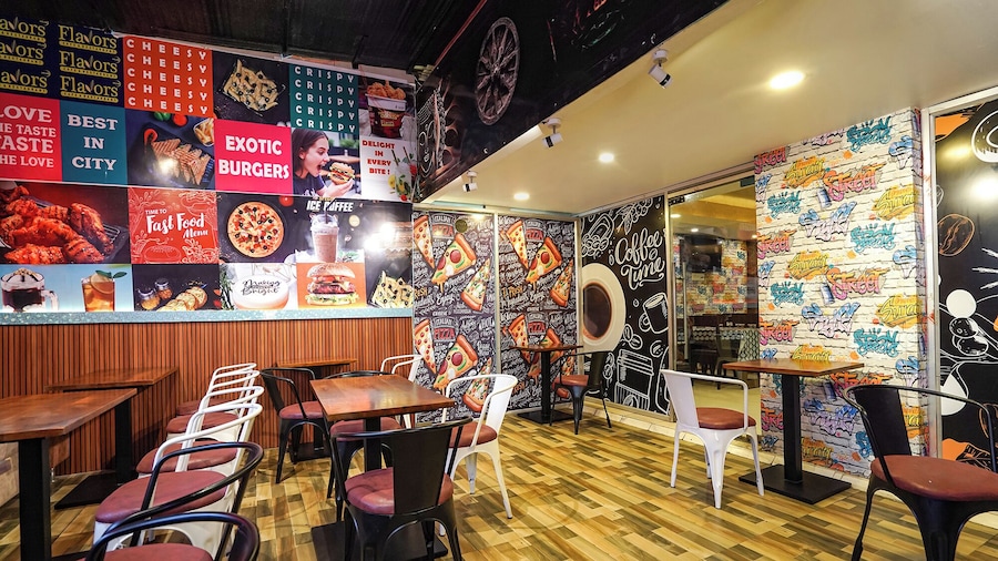 Fabhotel Garden Tree