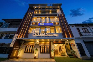 Exterior - Fabhotel Khalsa Homestay (Dehradun)