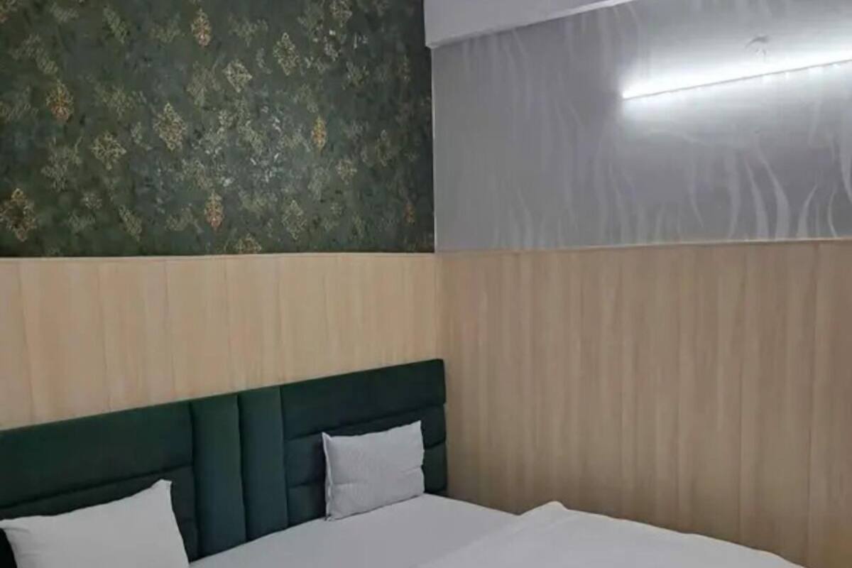 Deluxe-huone | Egyptinpuuvillaiset lakanat, ylelliset vuodevaatteet, ilmainen Wi-Fi