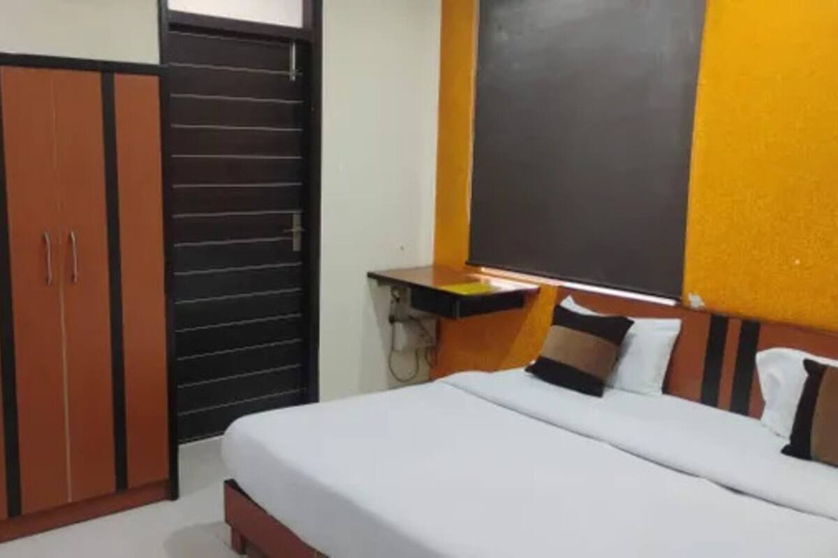 Deluxe Room | Egyptian cotton sheets, premium bedding, free WiFi, bed sheets