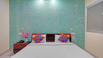 Egyptian cotton sheets, premium bedding, free WiFi, bed sheets